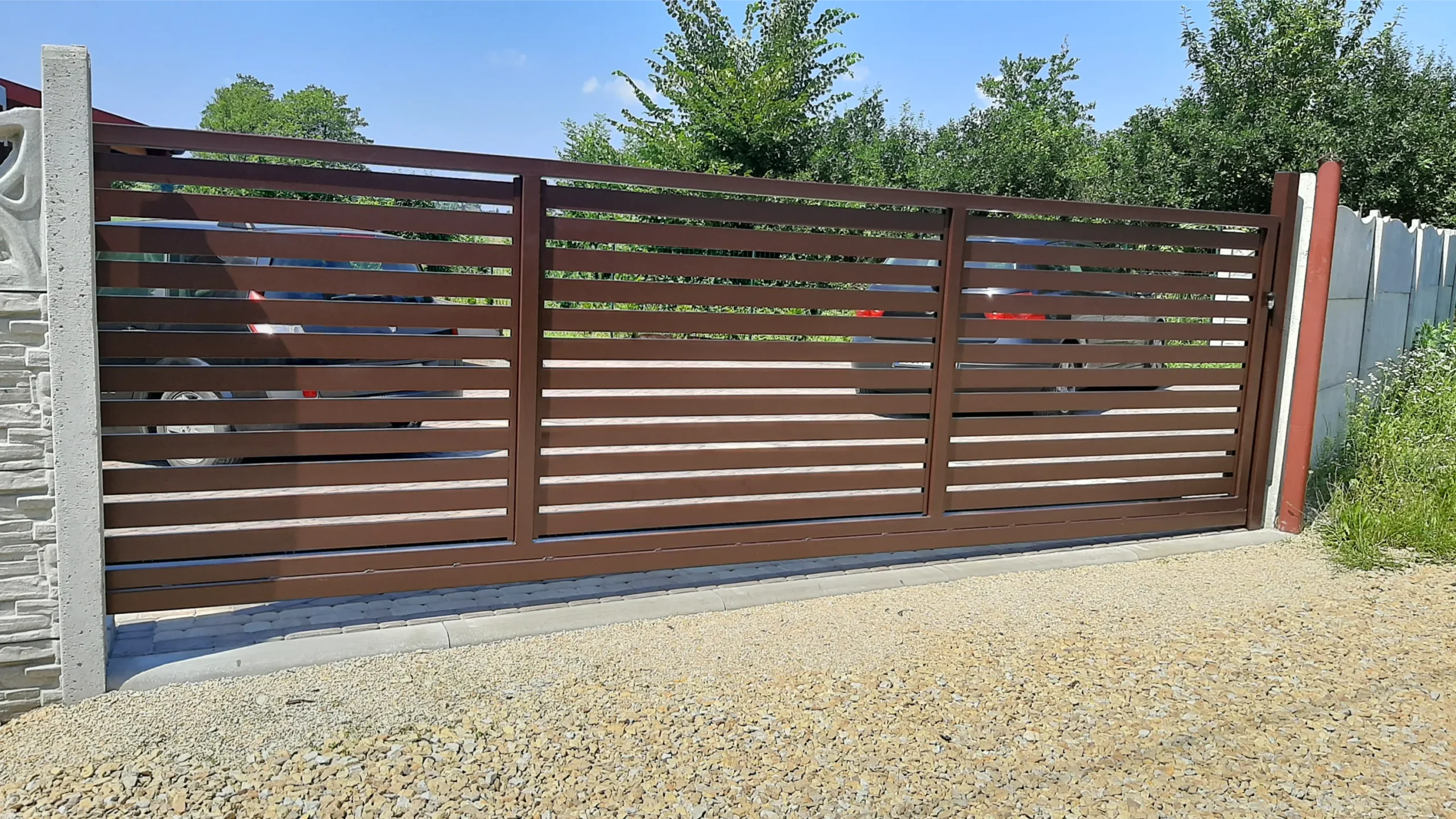 zdjęcie brama wjazdowa